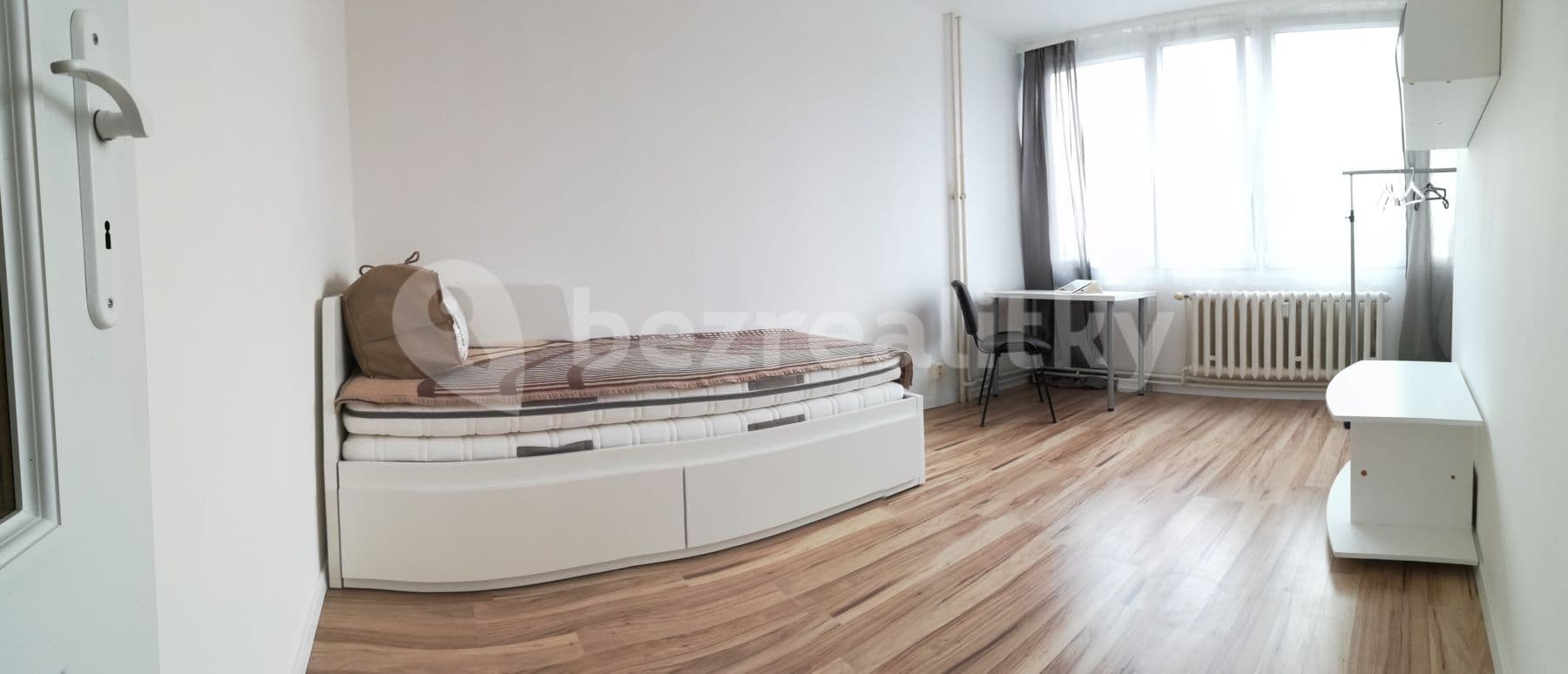 3 bedroom flat to rent, 72 m², Nekvasilova, Prague, Prague 3 bedroom flat to rent, 72 m², Nekvasilova, Prague, Prague