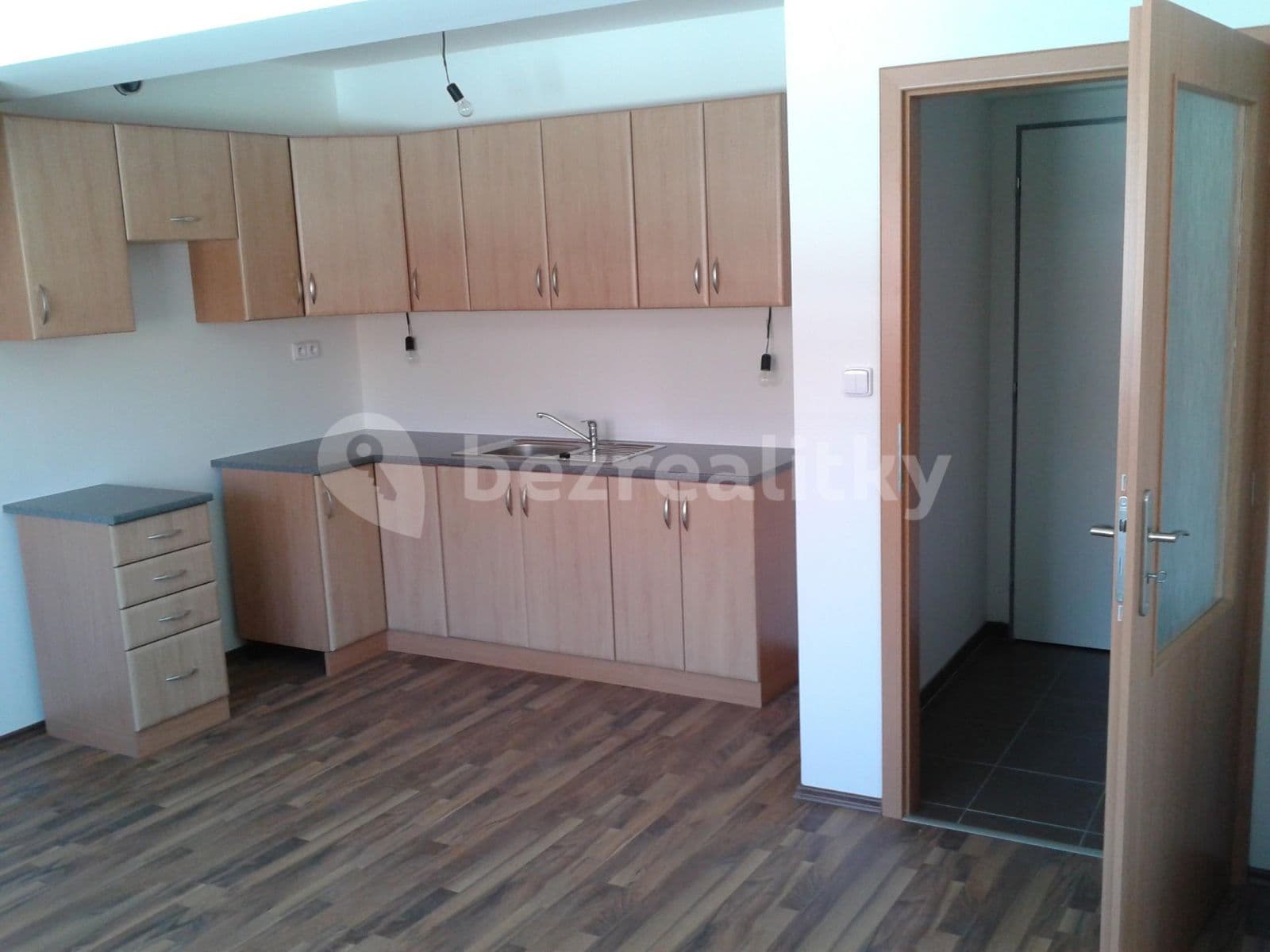 1 bedroom with open-plan kitchen flat to rent, 39 m², Fráni Kopečka, Znojmo, Jihomoravský Region 1 bedroom with open-plan kitchen flat to rent, 39 m², Fráni Kopečka, Znojmo, Jihomoravský Region