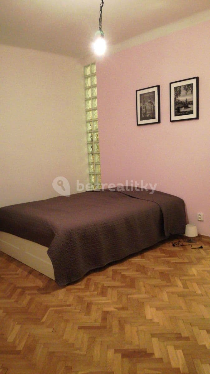 1 bedroom flat to rent, 32 m², Lucemburská, Prague, Prague 1 bedroom flat to rent, 32 m², Lucemburská, Prague, Prague