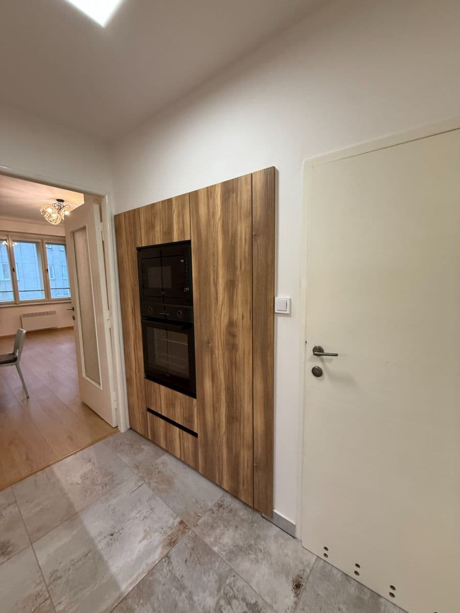 Studio flat to rent, 35 m², Kafkova, Prague, Prague Studio flat to rent, 35 m², Kafkova, Prague, Prague