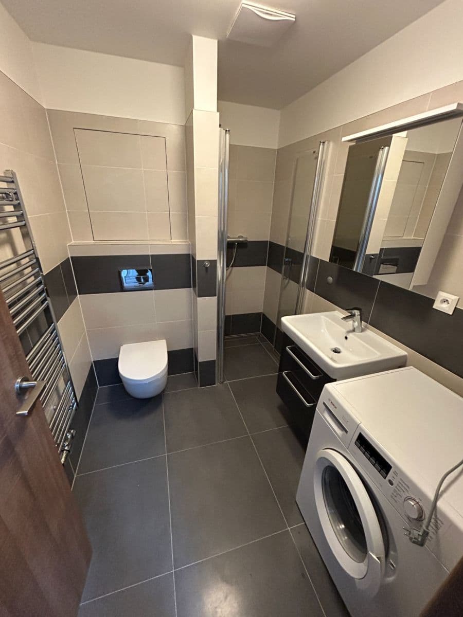 Studio flat to rent, 35 m², Sokolovská, Ostrava, Moravskoslezský Region Studio flat to rent, 35 m², Sokolovská, Ostrava, Moravskoslezský Region