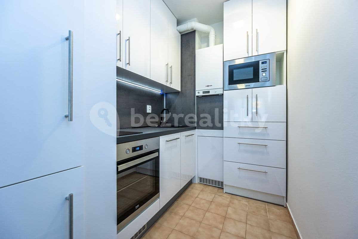 1 bedroom with open-plan kitchen flat to rent, 56 m², Klausova, Prague, Prague 1 bedroom with open-plan kitchen flat to rent, 56 m², Klausova, Prague, Prague