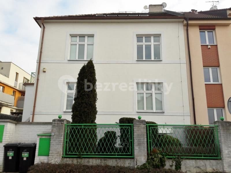 Small studio flat to rent, 22 m², Pod Karlovarskou silnicí, Prague, Prague Small studio flat to rent, 22 m², Pod Karlovarskou silnicí, Prague, Prague