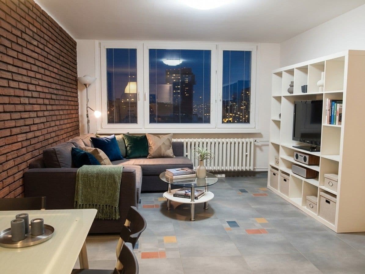 1 bedroom with open-plan kitchen flat to rent, 41 m², Mezipolí, Prague, Prague 1 bedroom with open-plan kitchen flat to rent, 41 m², Mezipolí, Prague, Prague