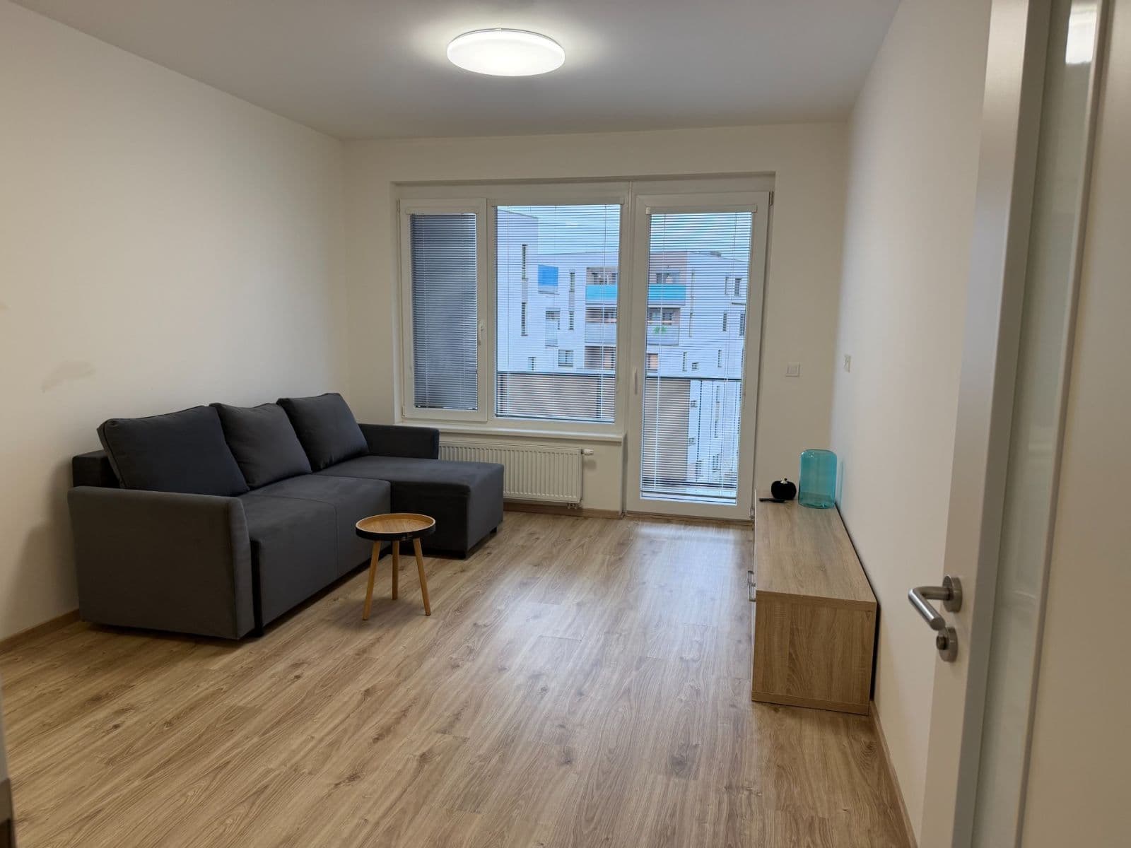 1 bedroom with open-plan kitchen flat to rent, 65 m², Granitova, Prague, Prague 1 bedroom with open-plan kitchen flat to rent, 65 m², Granitova, Prague, Prague