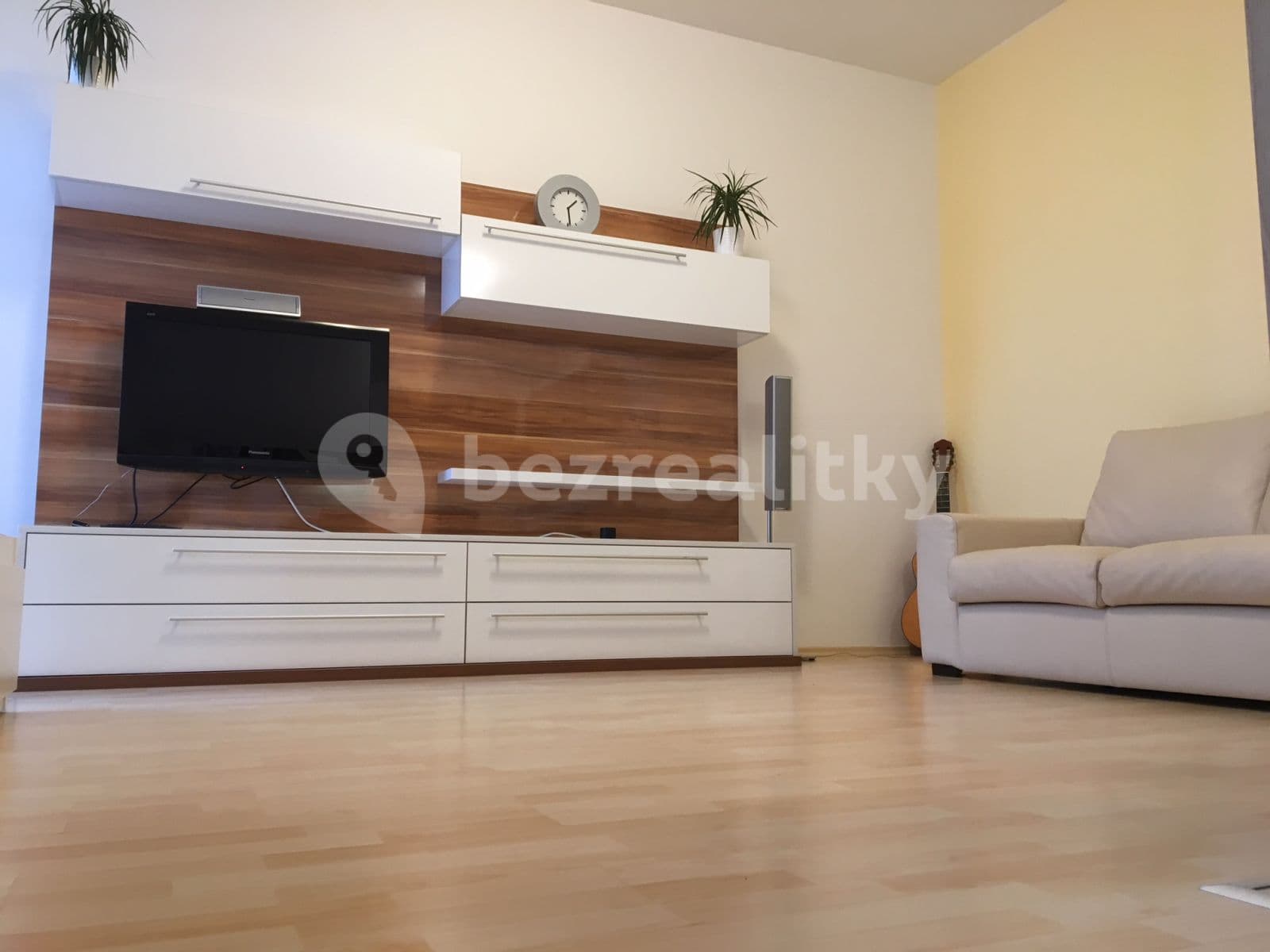 1 bedroom with open-plan kitchen flat to rent, 60 m², Federova, Prague, Prague 1 bedroom with open-plan kitchen flat to rent, 60 m², Federova, Prague, Prague