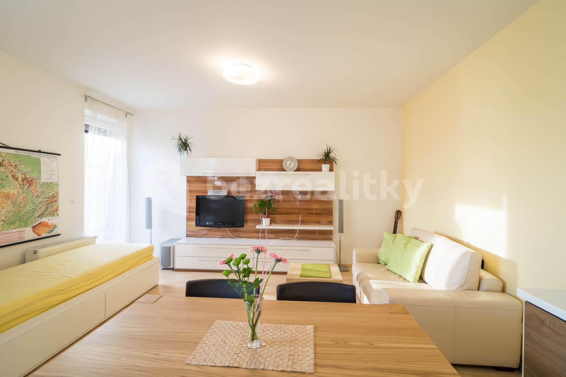 1 bedroom with open-plan kitchen flat to rent, 60 m², Federova, Prague, Prague 1 bedroom with open-plan kitchen flat to rent, 60 m², Federova, Prague, Prague