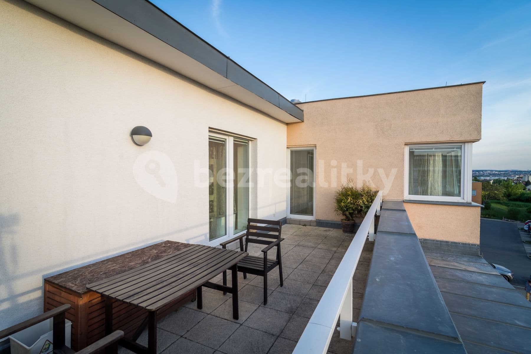 1 bedroom with open-plan kitchen flat to rent, 60 m², Federova, Prague, Prague 1 bedroom with open-plan kitchen flat to rent, 60 m², Federova, Prague, Prague