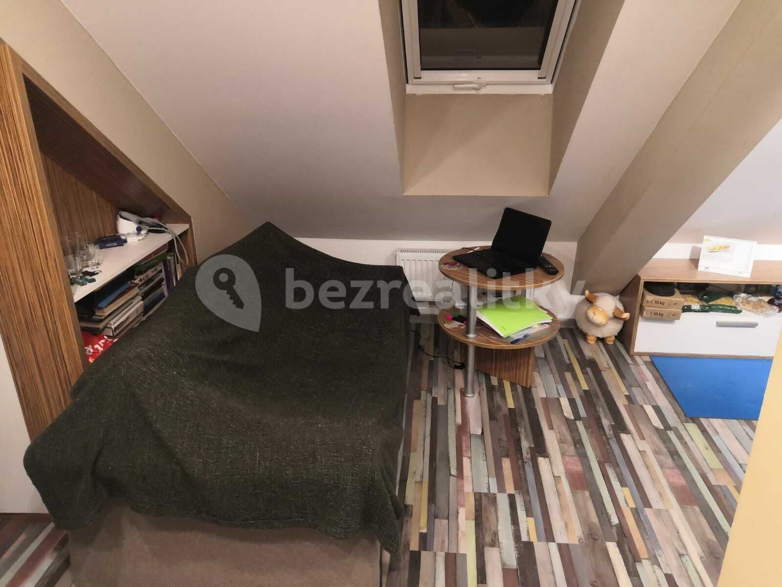 1 bedroom with open-plan kitchen flat to rent, 40 m², V Zámku, Pozořice, Jihomoravský Region 1 bedroom with open-plan kitchen flat to rent, 40 m², V Zámku, Pozořice, Jihomoravský Region