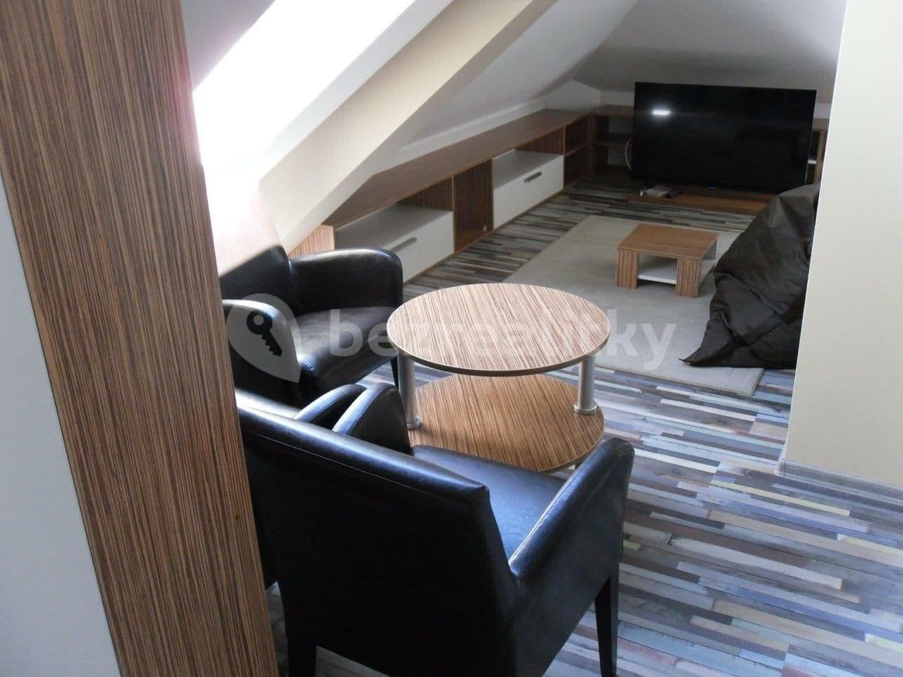1 bedroom with open-plan kitchen flat to rent, 40 m², V Zámku, Pozořice, Jihomoravský Region 1 bedroom with open-plan kitchen flat to rent, 40 m², V Zámku, Pozořice, Jihomoravský Region