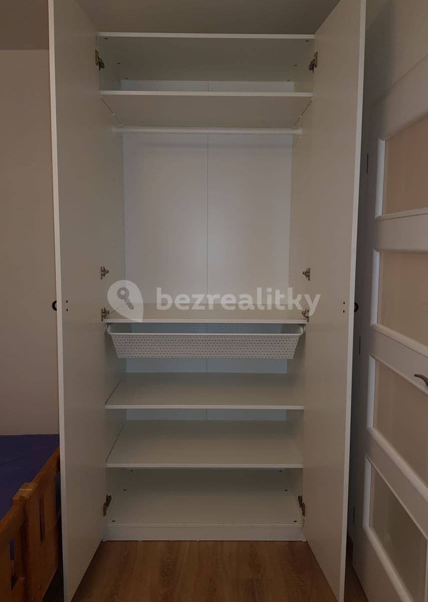 Studio flat to rent, 33 m², Zahradníčkova, Prague, Prague Studio flat to rent, 33 m², Zahradníčkova, Prague, Prague