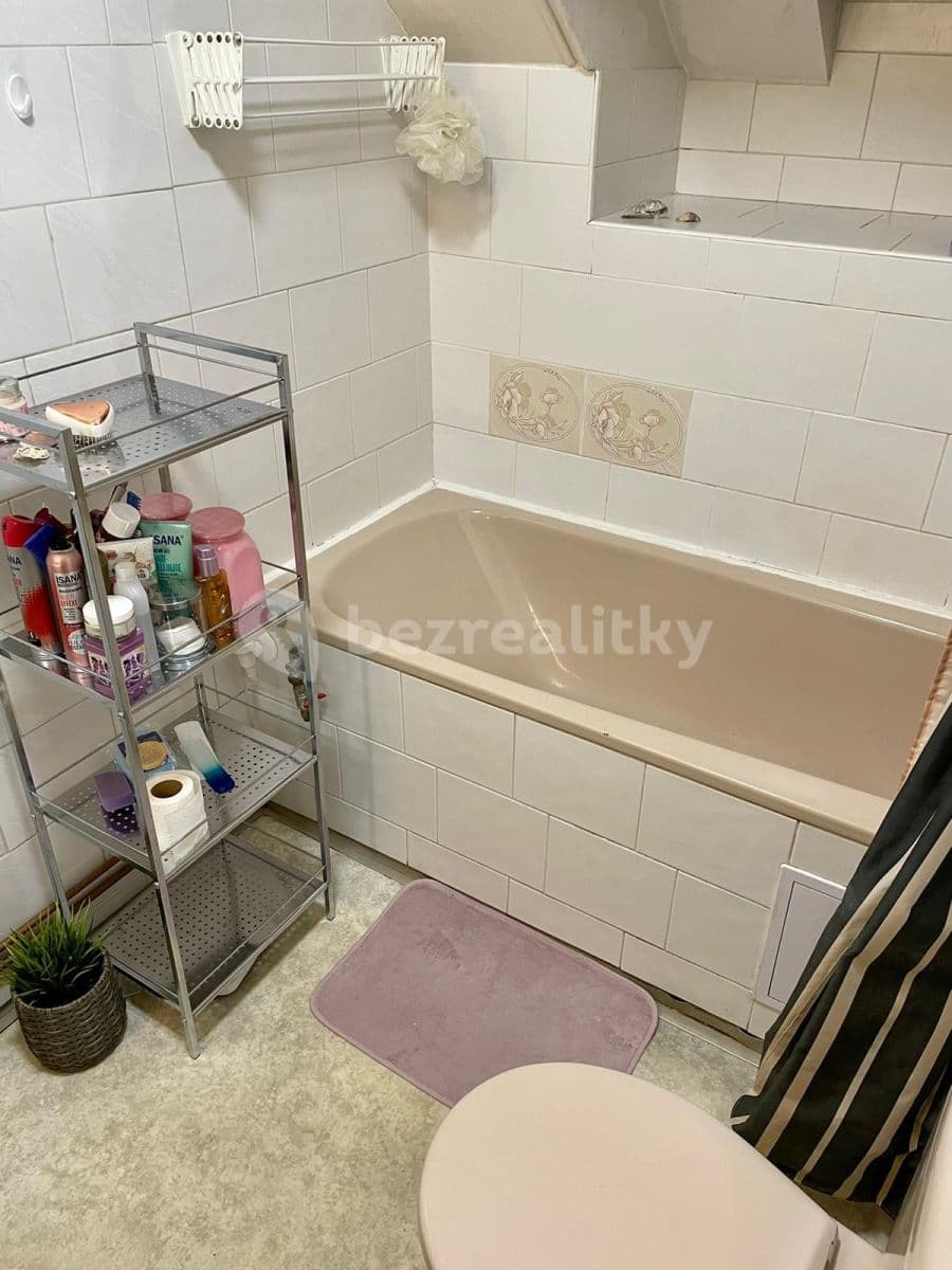 3 bedroom flat to rent, 15 m², Pod Zemankou, Prague, Prague 3 bedroom flat to rent, 15 m², Pod Zemankou, Prague, Prague