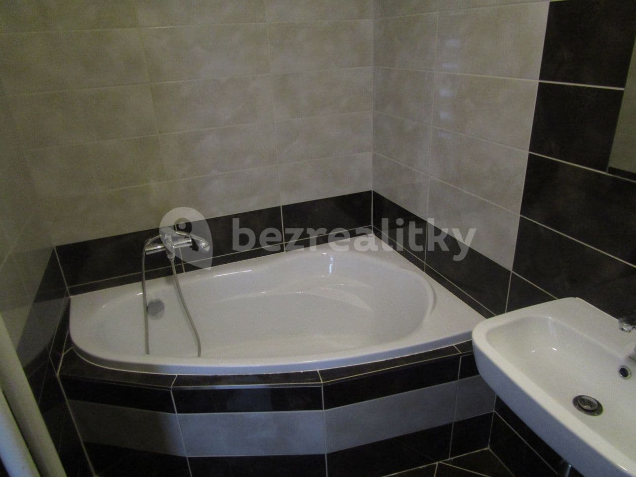 2 bedroom flat to rent, 54 m², Pionýrů, Most, Ústecký Region 2 bedroom flat to rent, 54 m², Pionýrů, Most, Ústecký Region