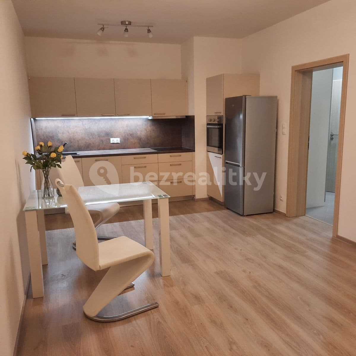 1 bedroom with open-plan kitchen flat to rent, 57 m², Sazovická, Prague, Prague 1 bedroom with open-plan kitchen flat to rent, 57 m², Sazovická, Prague, Prague