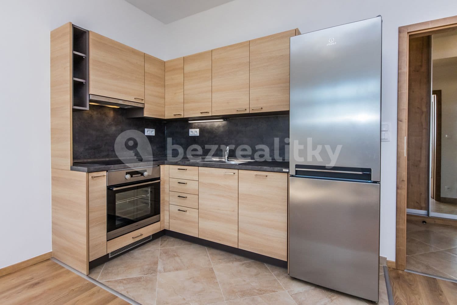 1 bedroom with open-plan kitchen flat to rent, 42 m², Bulharská, Prague, Prague 1 bedroom with open-plan kitchen flat to rent, 42 m², Bulharská, Prague, Prague