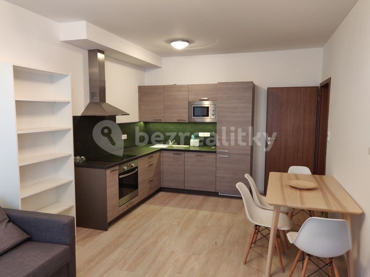 1 bedroom with open-plan kitchen flat to rent, 50 m², Makedonská, Prague, Prague 1 bedroom with open-plan kitchen flat to rent, 50 m², Makedonská, Prague, Prague