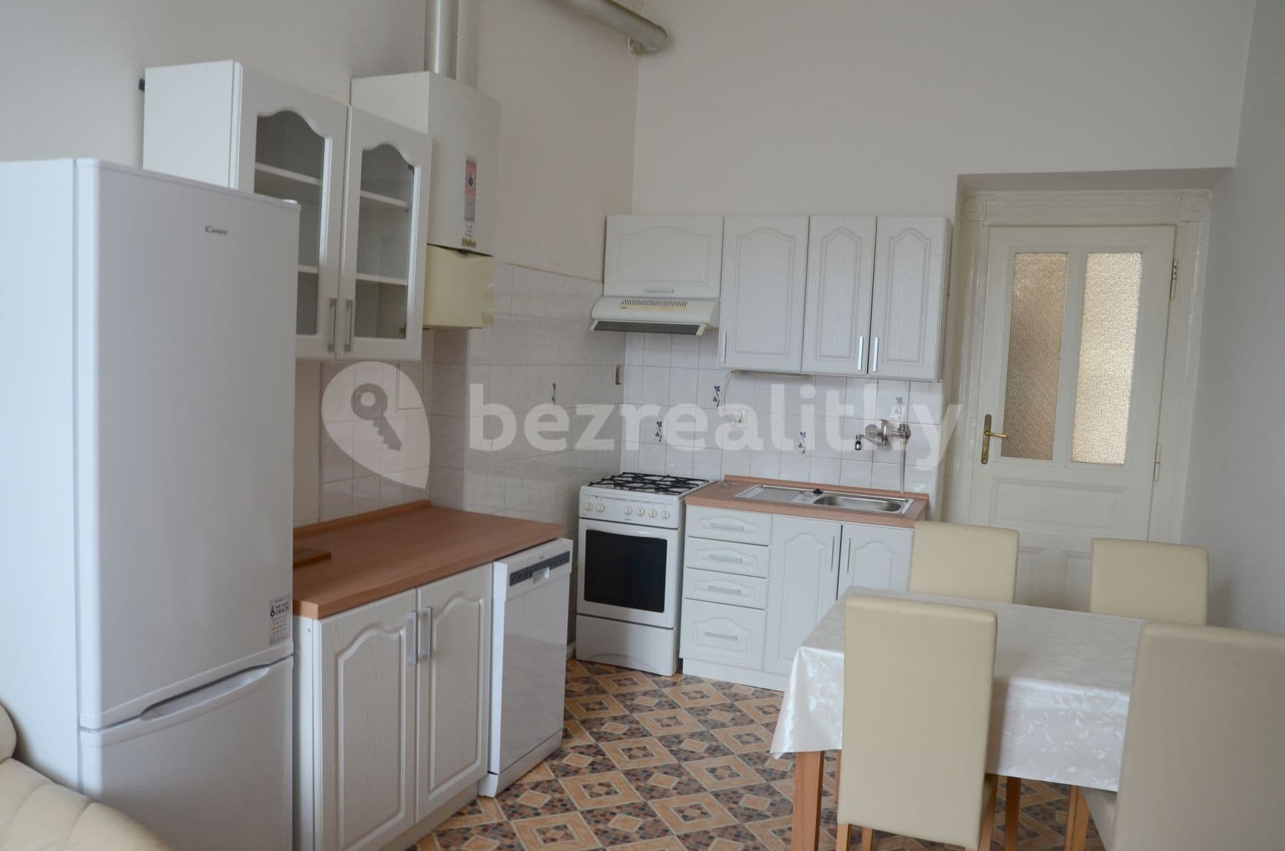 2 bedroom flat to rent, 86 m², Polská, Prague, Prague 2 bedroom flat to rent, 86 m², Polská, Prague, Prague