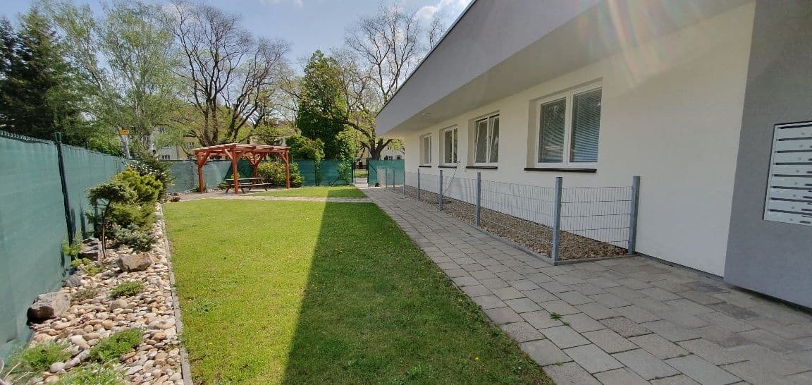 Small studio flat to rent, 20 m², Pompova, Brno, Jihomoravský Region Small studio flat to rent, 20 m², Pompova, Brno, Jihomoravský Region