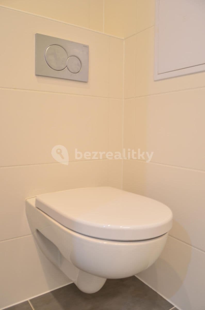 1 bedroom flat to rent, 36 m², Budovatelská, Ostrava, Moravskoslezský Region 1 bedroom flat to rent, 36 m², Budovatelská, Ostrava, Moravskoslezský Region