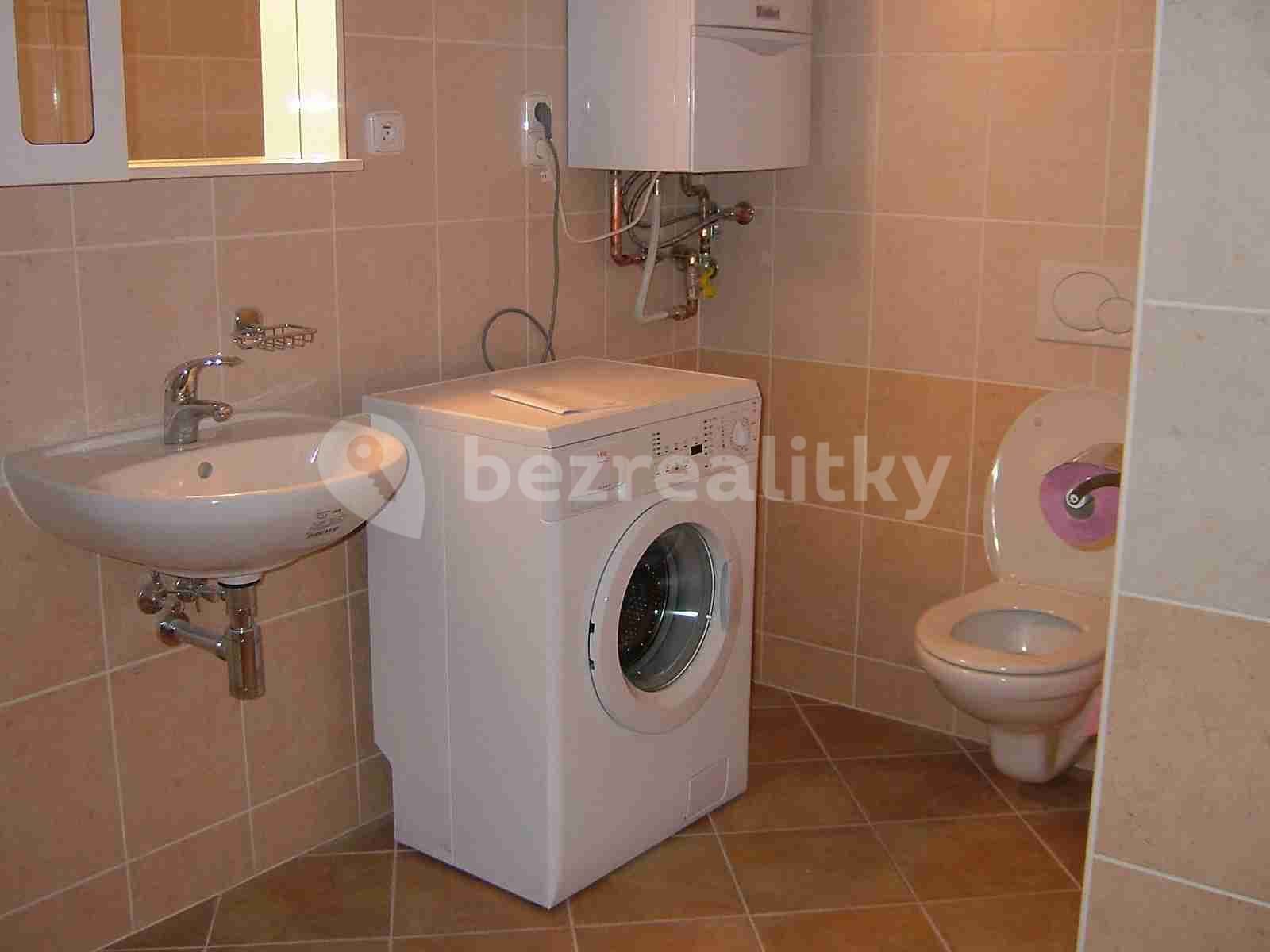 Studio flat to rent, 34 m², Kroftova, Brno, Jihomoravský Region Studio flat to rent, 34 m², Kroftova, Brno, Jihomoravský Region