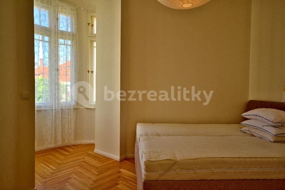 1 bedroom with open-plan kitchen flat to rent, 60 m², Zborovská, Prague, Prague 1 bedroom with open-plan kitchen flat to rent, 60 m², Zborovská, Prague, Prague