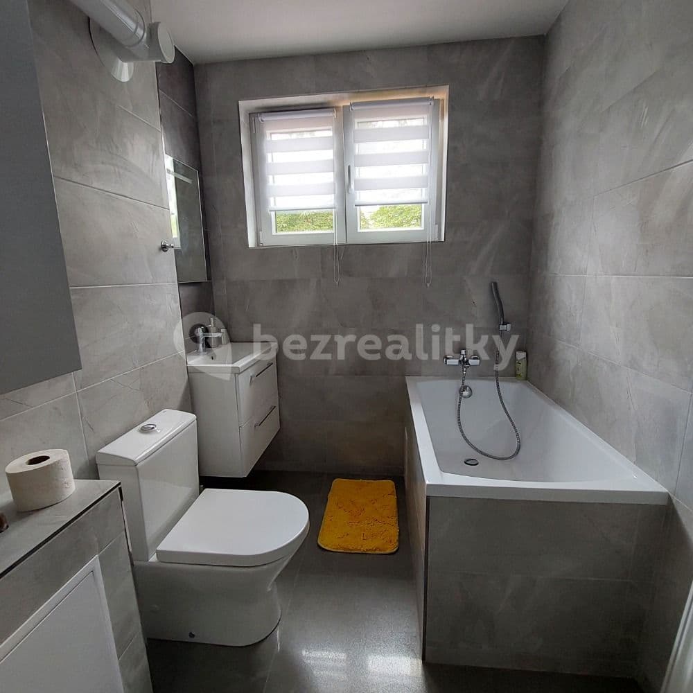 3 bedroom flat to rent, 85 m², Vostrovská, Prague, Prague 3 bedroom flat to rent, 85 m², Vostrovská, Prague, Prague