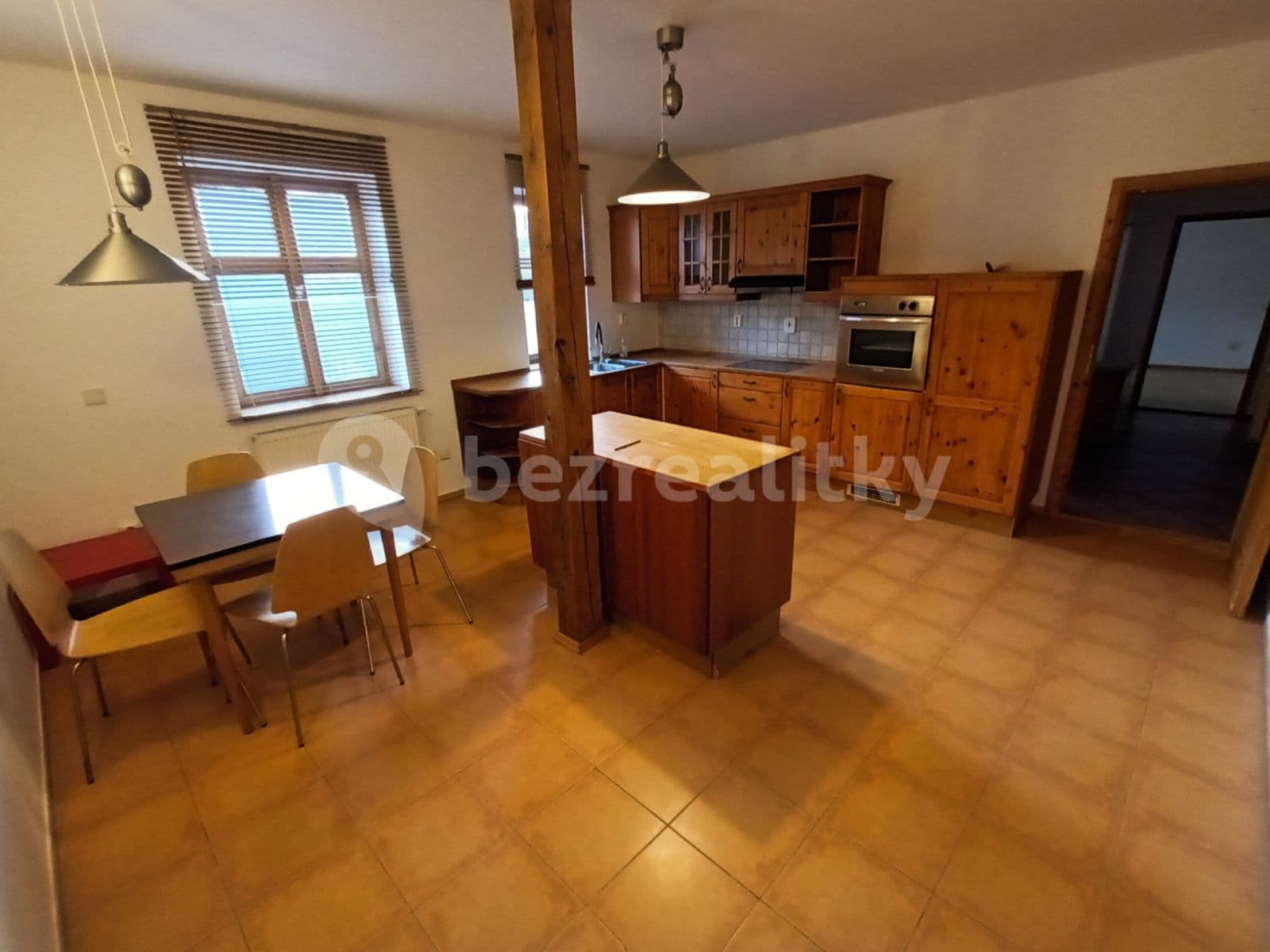 3 bedroom flat to rent, 110 m², Roháčova, Prague, Prague 3 bedroom flat to rent, 110 m², Roháčova, Prague, Prague