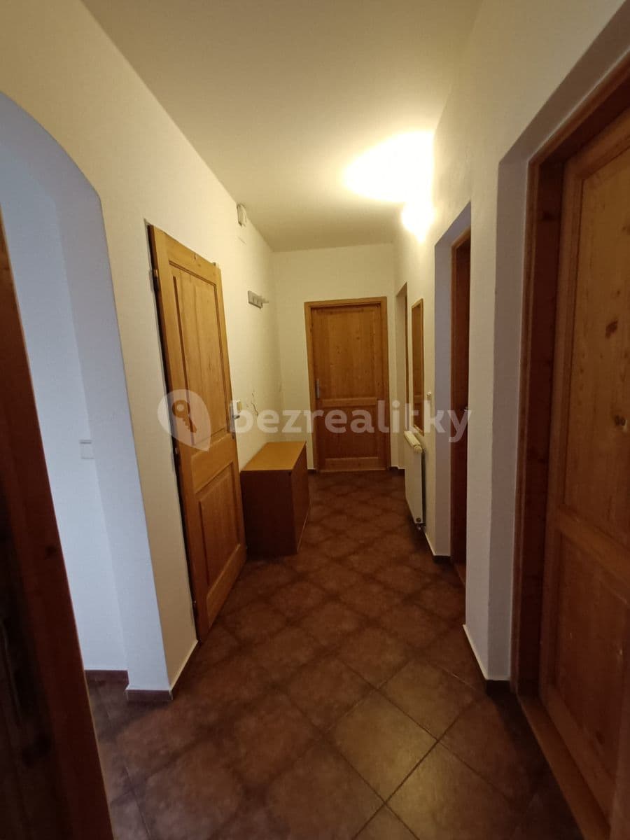 3 bedroom flat to rent, 110 m², Roháčova, Prague, Prague 3 bedroom flat to rent, 110 m², Roháčova, Prague, Prague