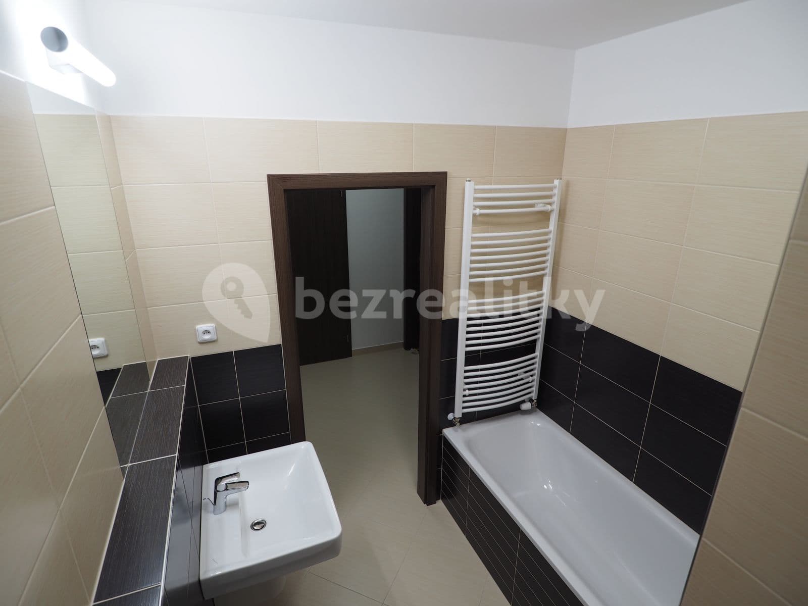 1 bedroom with open-plan kitchen flat to rent, 55 m², Nad Přehradou, Prague, Prague 1 bedroom with open-plan kitchen flat to rent, 55 m², Nad Přehradou, Prague, Prague