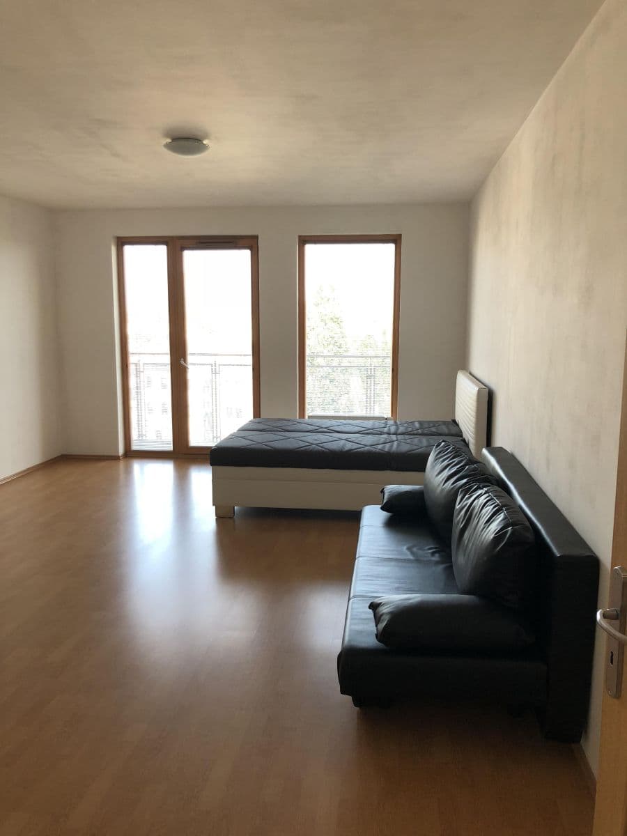 Studio flat to rent, 51 m², Panuškova, Prague, Prague Studio flat to rent, 51 m², Panuškova, Prague, Prague