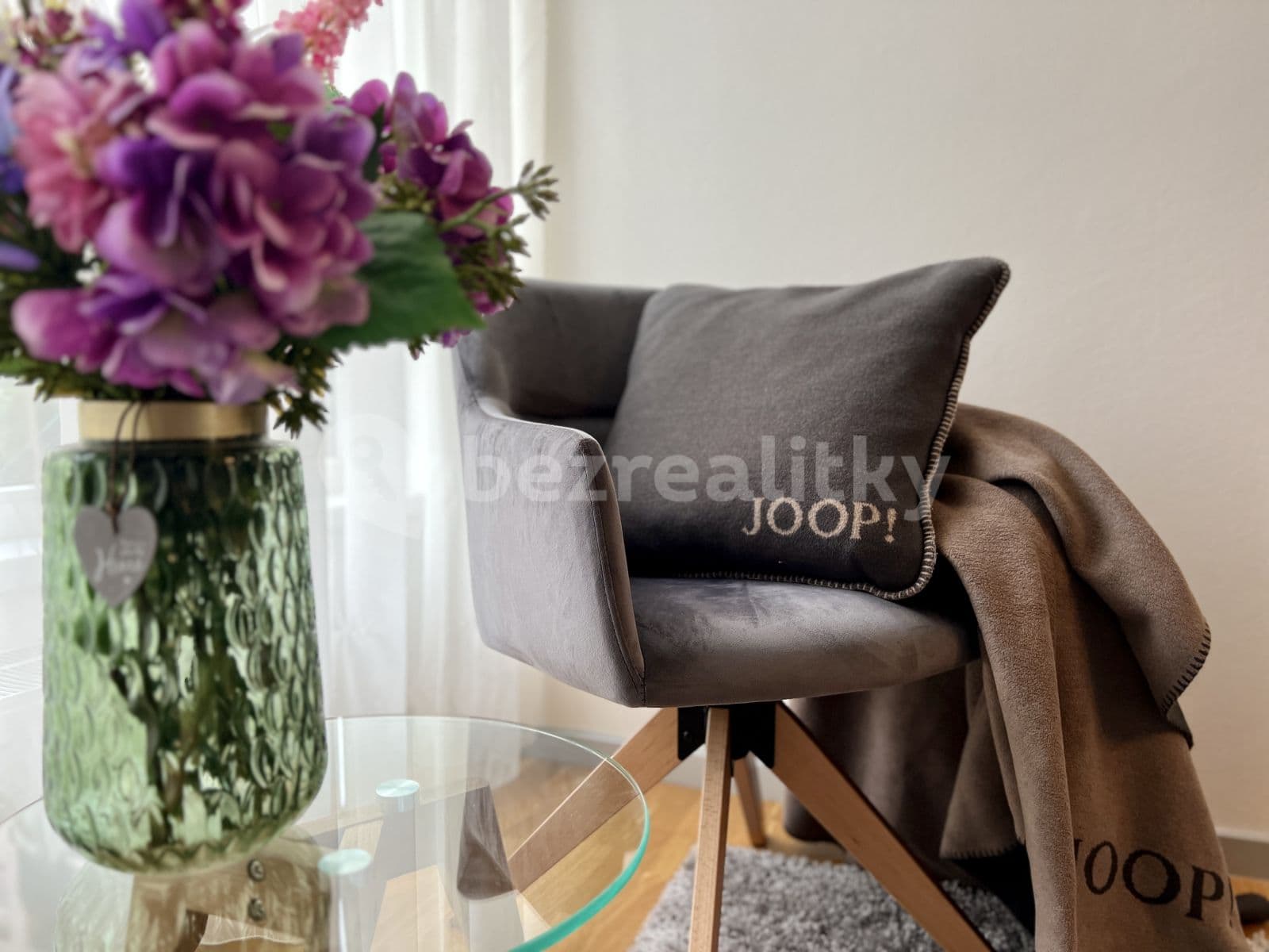 1 bedroom with open-plan kitchen flat to rent, 55 m², Voskovcova, Prague, Prague 1 bedroom with open-plan kitchen flat to rent, 55 m², Voskovcova, Prague, Prague