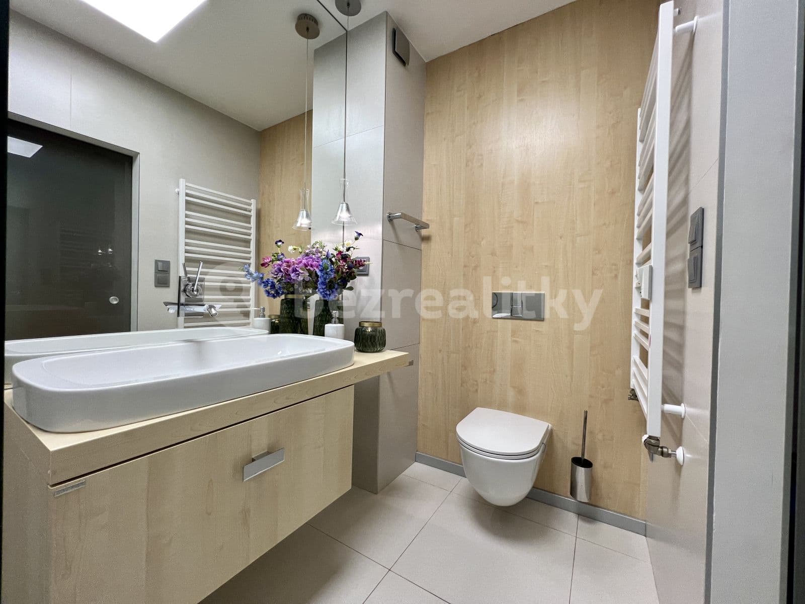1 bedroom with open-plan kitchen flat to rent, 55 m², Voskovcova, Prague, Prague 1 bedroom with open-plan kitchen flat to rent, 55 m², Voskovcova, Prague, Prague