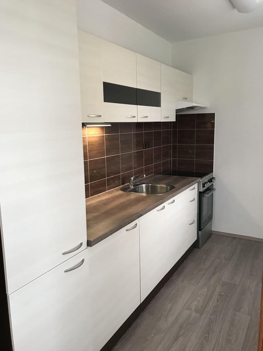 2 bedroom flat to rent, 51 m², Vodnická, Prague, Prague 2 bedroom flat to rent, 51 m², Vodnická, Prague, Prague