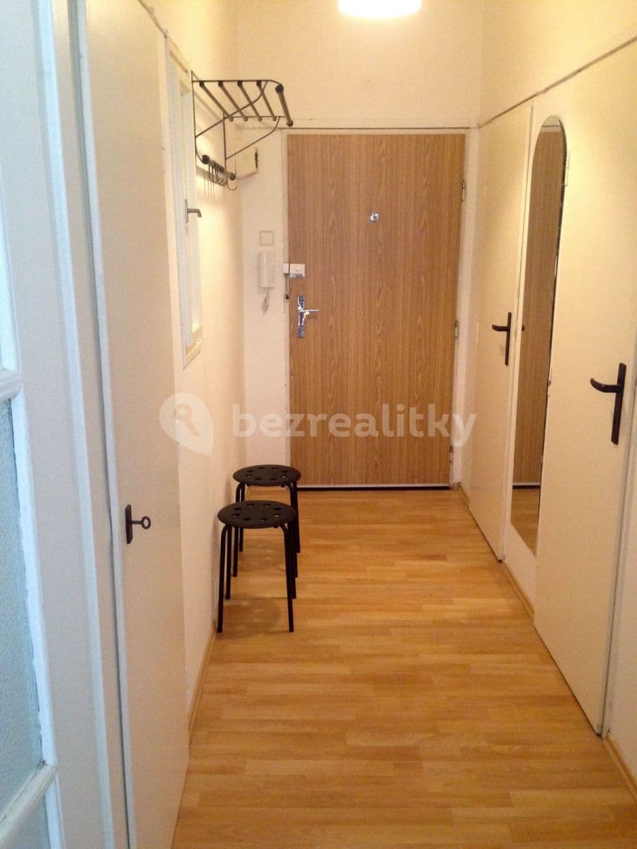 Studio flat to rent, 30 m², Biskupcova, Prague, Prague Studio flat to rent, 30 m², Biskupcova, Prague, Prague