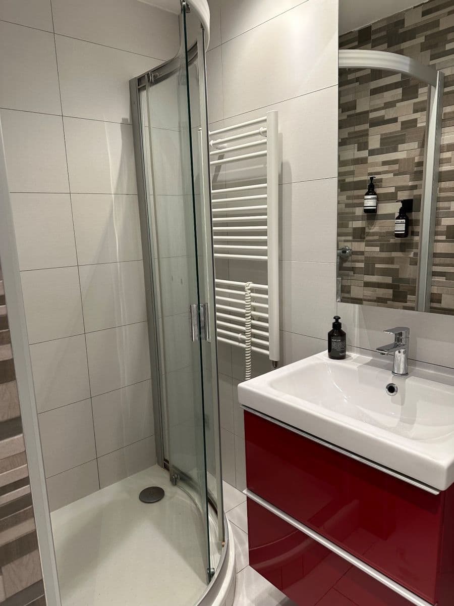 1 bedroom with open-plan kitchen flat to rent, 59 m², Čs. armády, Kladno, Středočeský Region 1 bedroom with open-plan kitchen flat to rent, 59 m², Čs. armády, Kladno, Středočeský Region