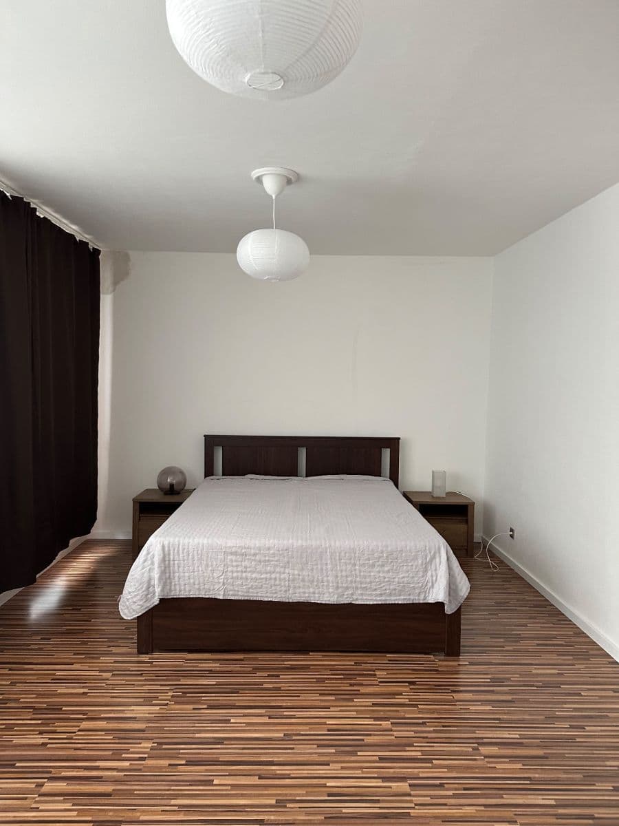 1 bedroom with open-plan kitchen flat to rent, 59 m², Čs. armády, Kladno, Středočeský Region 1 bedroom with open-plan kitchen flat to rent, 59 m², Čs. armády, Kladno, Středočeský Region