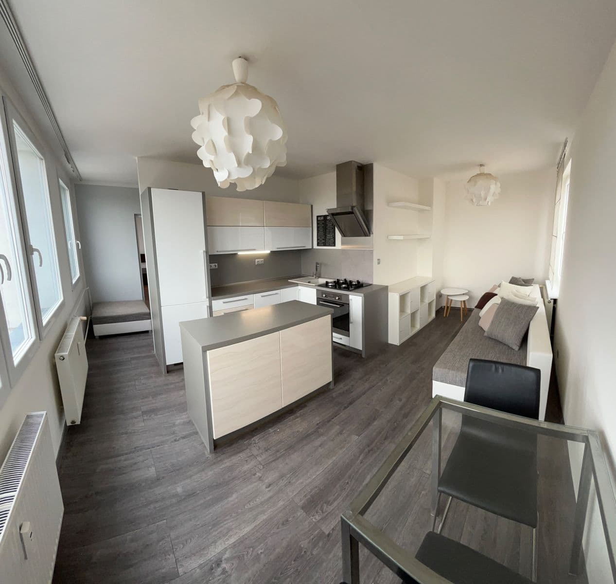 1 bedroom with open-plan kitchen flat to rent, 59 m², Čs. armády, Kladno, Středočeský Region 1 bedroom with open-plan kitchen flat to rent, 59 m², Čs. armády, Kladno, Středočeský Region