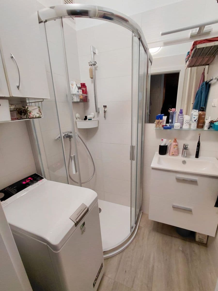 2 bedroom flat to rent, 54 m², Pravá, Prague, Prague 2 bedroom flat to rent, 54 m², Pravá, Prague, Prague