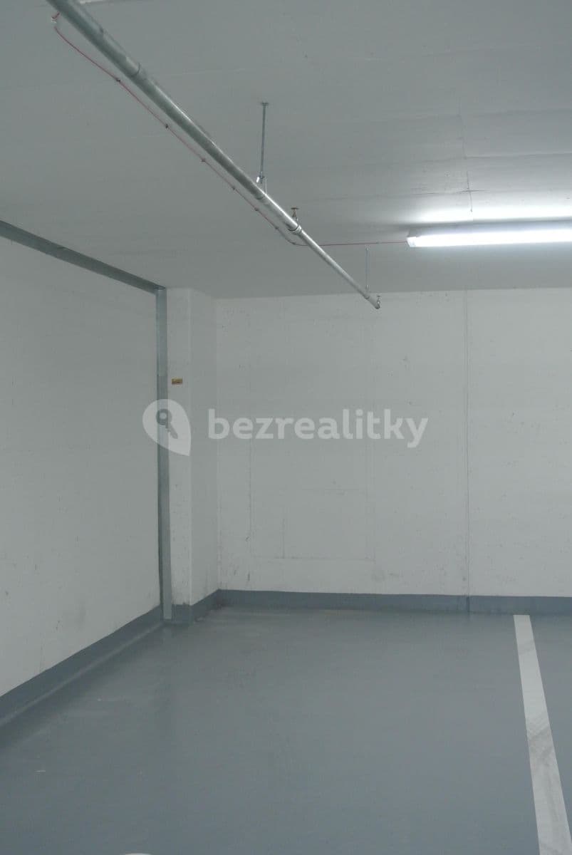 1 bedroom with open-plan kitchen flat to rent, 62 m², Hlučkova, Prague, Prague 1 bedroom with open-plan kitchen flat to rent, 62 m², Hlučkova, Prague, Prague