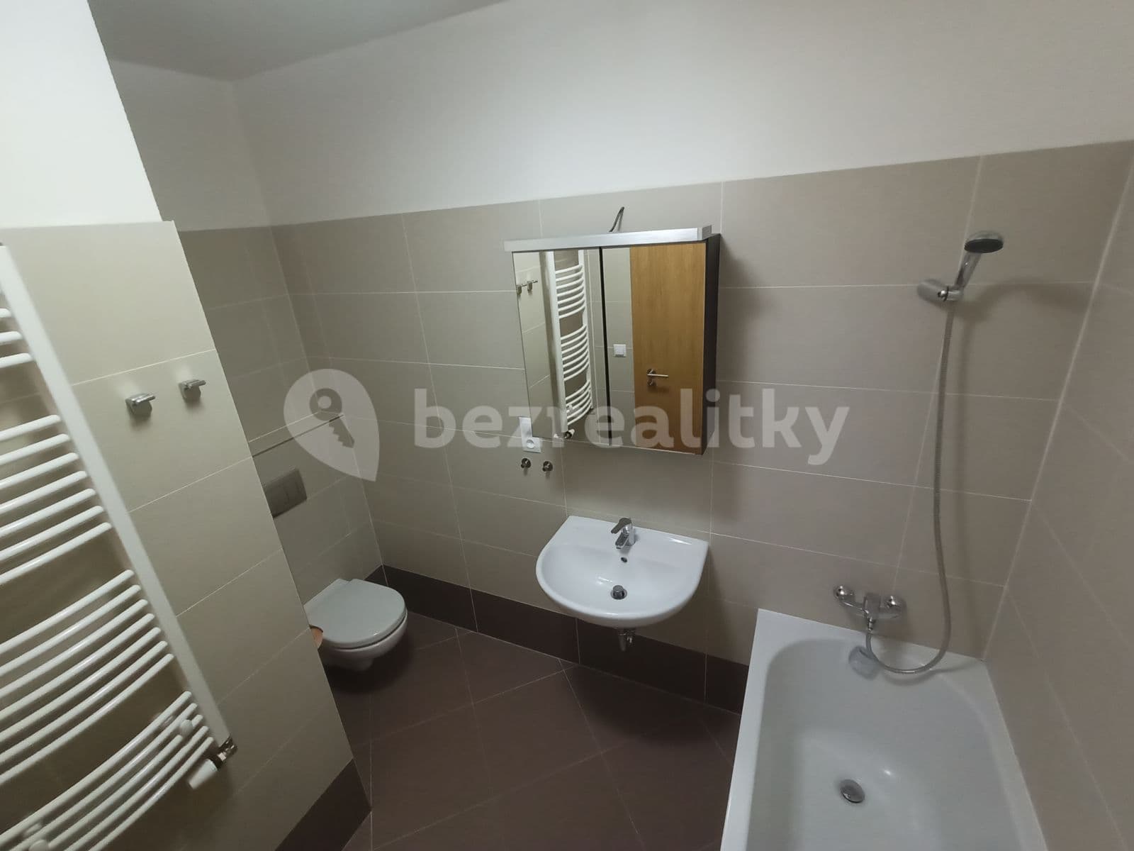 1 bedroom with open-plan kitchen flat to rent, 62 m², Hlučkova, Prague, Prague 1 bedroom with open-plan kitchen flat to rent, 62 m², Hlučkova, Prague, Prague