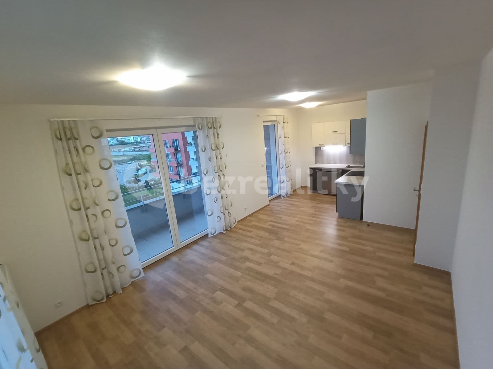 1 bedroom with open-plan kitchen flat to rent, 62 m², Hlučkova, Prague, Prague 1 bedroom with open-plan kitchen flat to rent, 62 m², Hlučkova, Prague, Prague