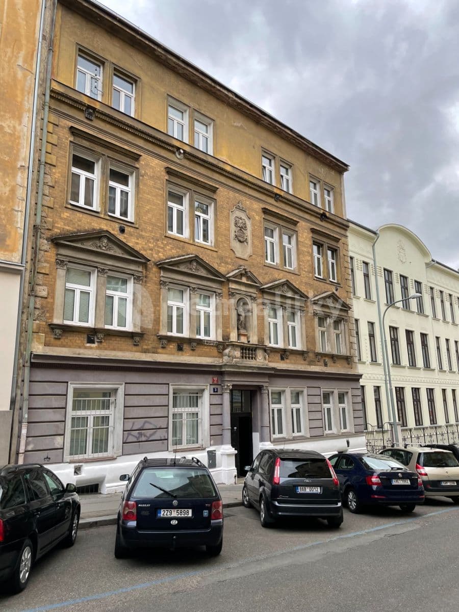 1 bedroom with open-plan kitchen flat to rent, 42 m², Heydukova, Prague, Prague 1 bedroom with open-plan kitchen flat to rent, 42 m², Heydukova, Prague, Prague