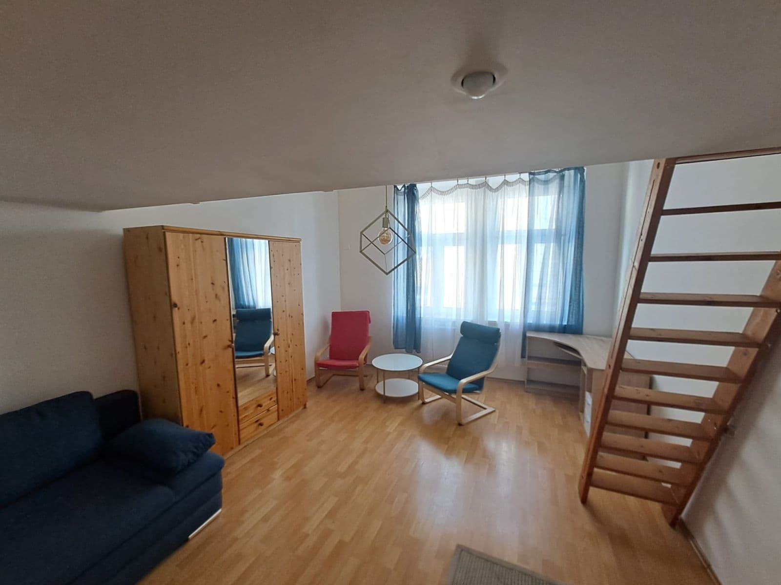 1 bedroom with open-plan kitchen flat to rent, 42 m², Heydukova, Prague, Prague 1 bedroom with open-plan kitchen flat to rent, 42 m², Heydukova, Prague, Prague