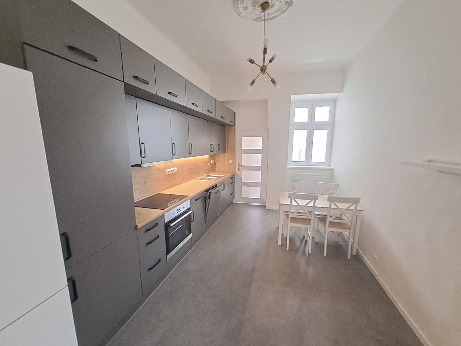 1 bedroom with open-plan kitchen flat to rent, 42 m², Heydukova, Prague, Prague 1 bedroom with open-plan kitchen flat to rent, 42 m², Heydukova, Prague, Prague
