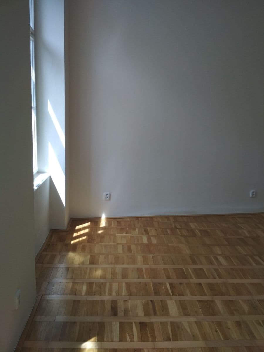 1 bedroom flat to rent, 43 m², třída Kapitána Jaroše, Brno, Jihomoravský Region 1 bedroom flat to rent, 43 m², třída Kapitána Jaroše, Brno, Jihomoravský Region