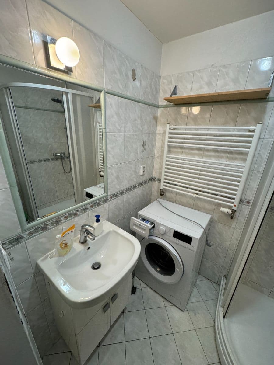 2 bedroom flat to rent, 52 m², Pod pekárnami, Prague, Prague 2 bedroom flat to rent, 52 m², Pod pekárnami, Prague, Prague