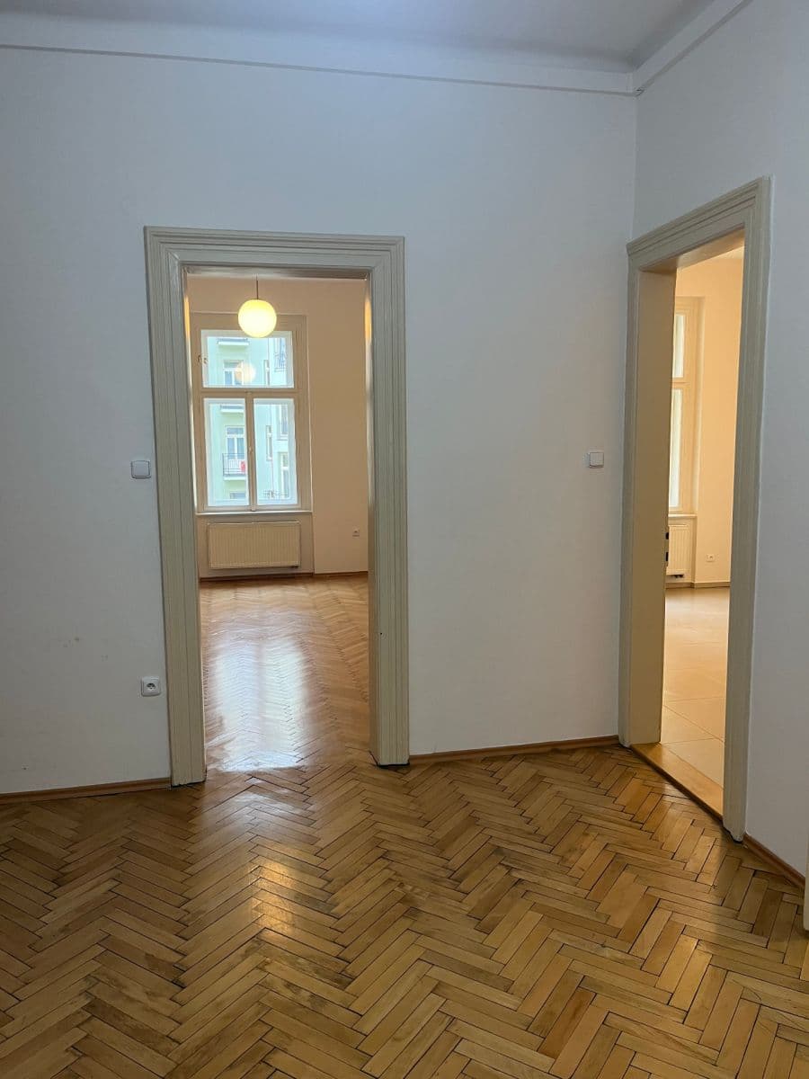 2 bedroom flat to rent, 77 m², Korunní, Prague, Prague 2 bedroom flat to rent, 77 m², Korunní, Prague, Prague