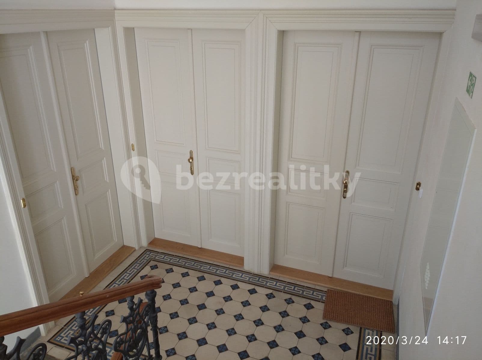 1 bedroom with open-plan kitchen flat to rent, 55 m², Korunní, Prague, Prague 1 bedroom with open-plan kitchen flat to rent, 55 m², Korunní, Prague, Prague