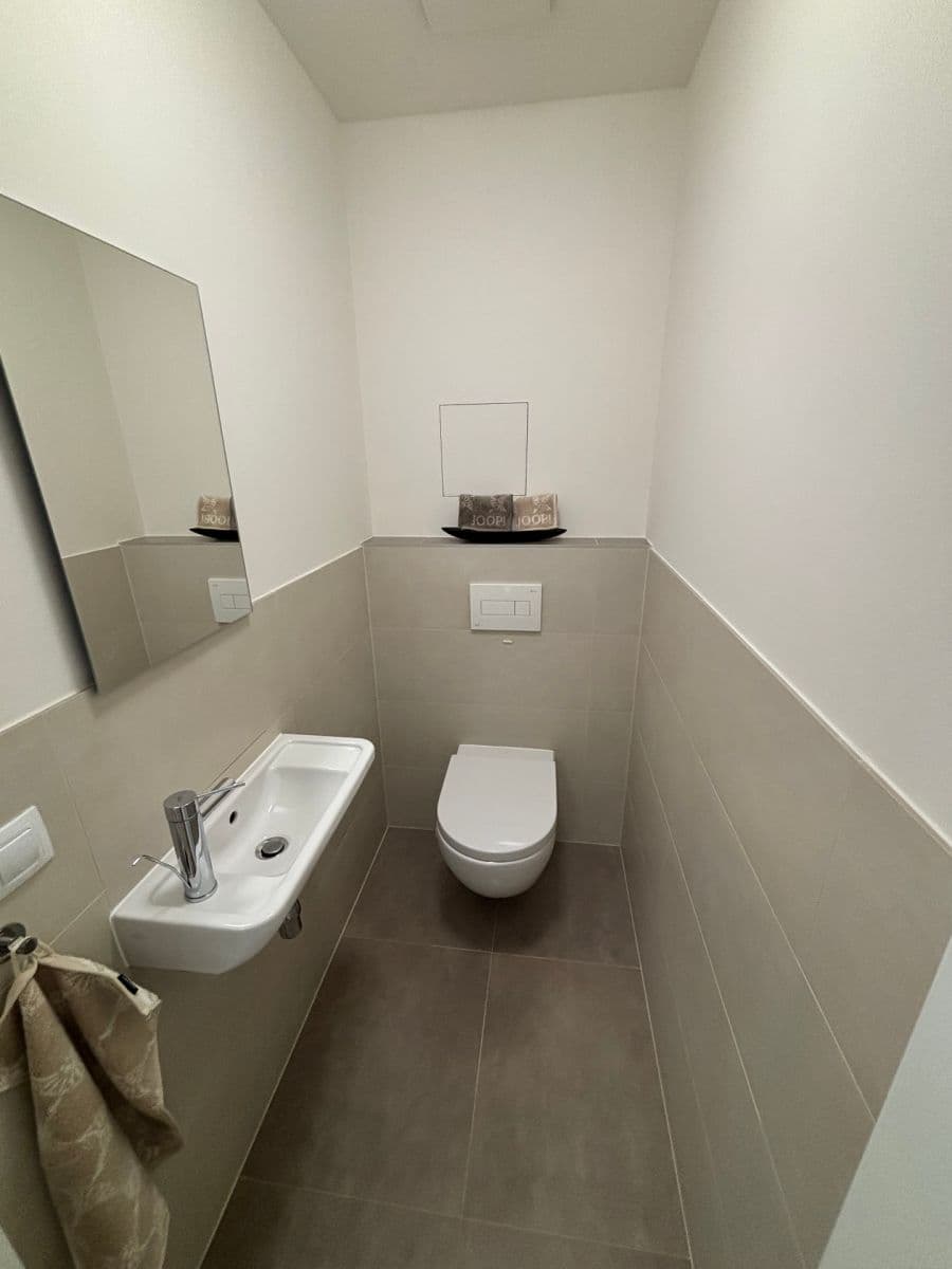 2 bedroom with open-plan kitchen flat for sale, 86 m², Nekvasilova, Prague, Prague 2 bedroom with open-plan kitchen flat for sale, 86 m², Nekvasilova, Prague, Prague