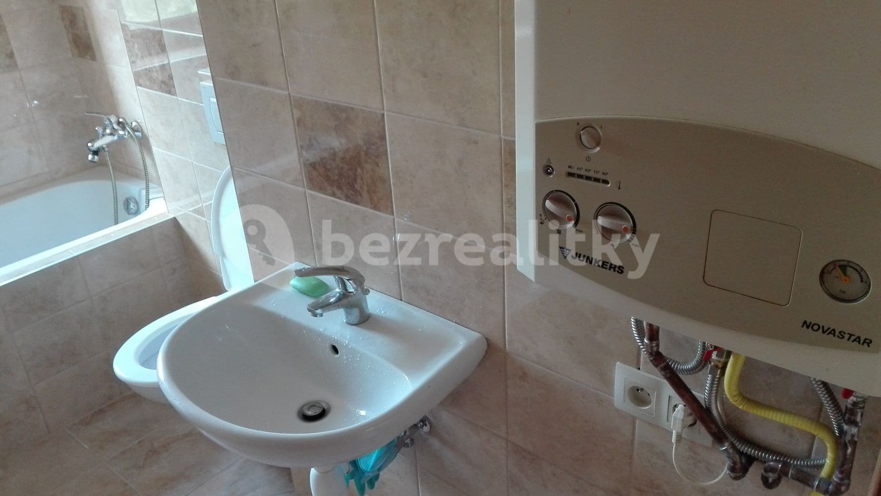 2 bedroom flat to rent, 58 m², Sokolovská, Beroun, Středočeský Region 2 bedroom flat to rent, 58 m², Sokolovská, Beroun, Středočeský Region